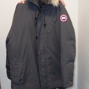 Canada Goose Chateau Parka - Gray - near mint